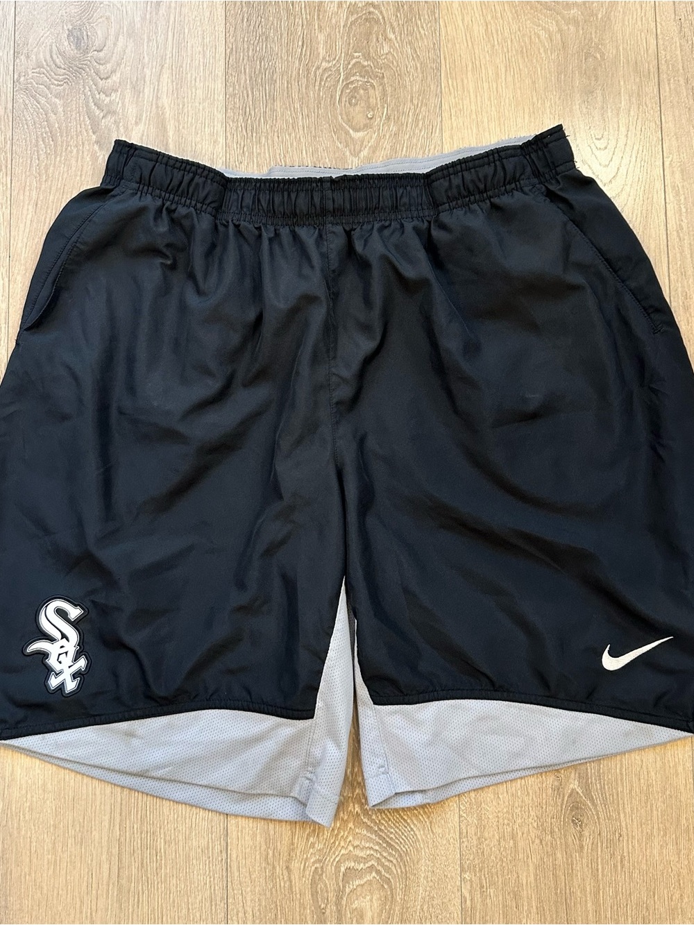 Nike Men’s Black Boston White Sox Athletic Shorts with White Logo Size XL